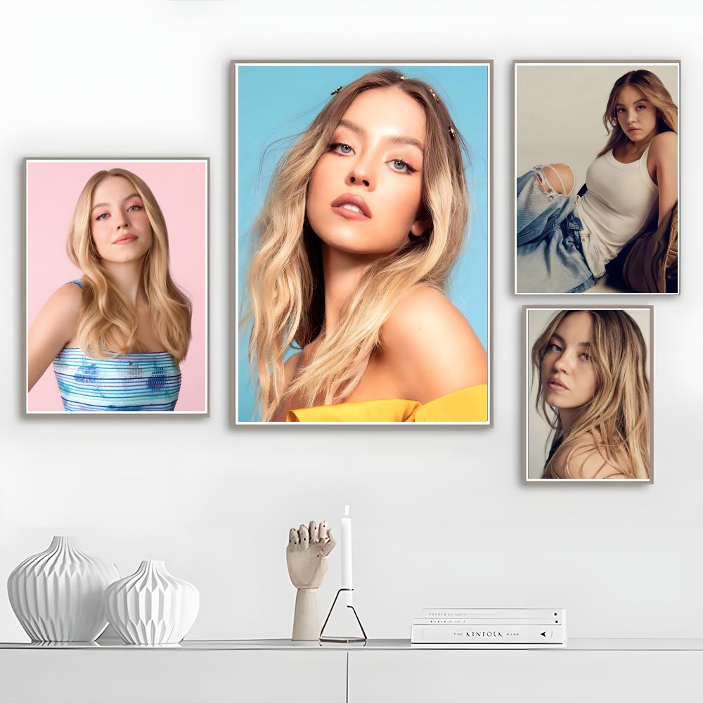 Actor S-Sydney Sweeney Poster  - Home Bar Sydney 리뷰 및 가격